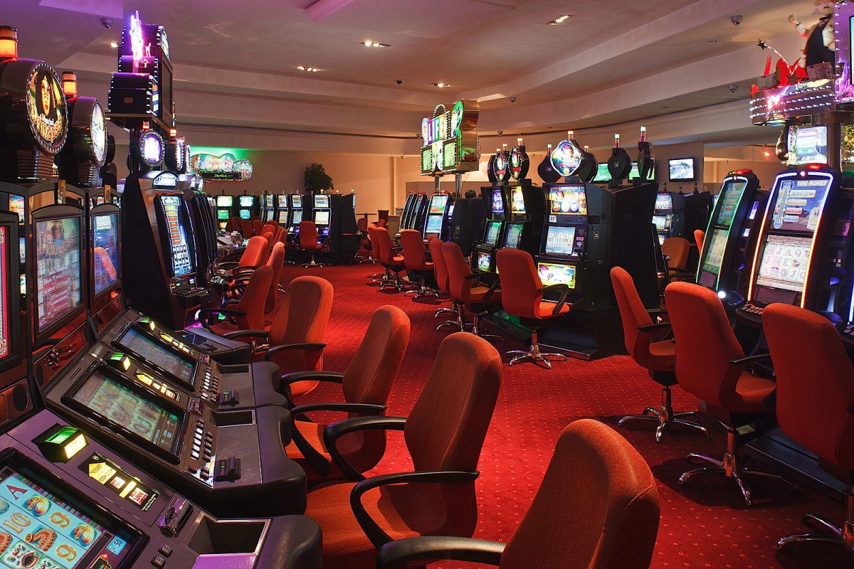 Poker godz View royal casino food